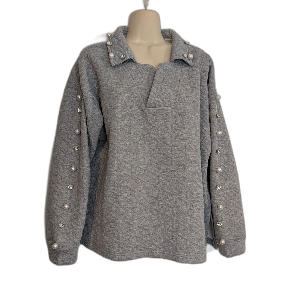 Simply Southern Gray Knit Pullover Sweater Large V-Neck Pearl Rhinestone Buttons - Picture 2 of 10
